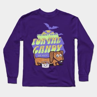 Funny cute spooky creepy Halloween Doxie Dachshund getting candy from trick or treaters and being nice Long Sleeve T-Shirt